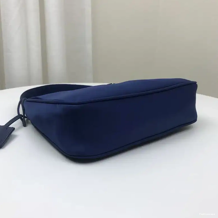 Fashionrepsfam ru 2207HT0009 Bag Prada 0605
